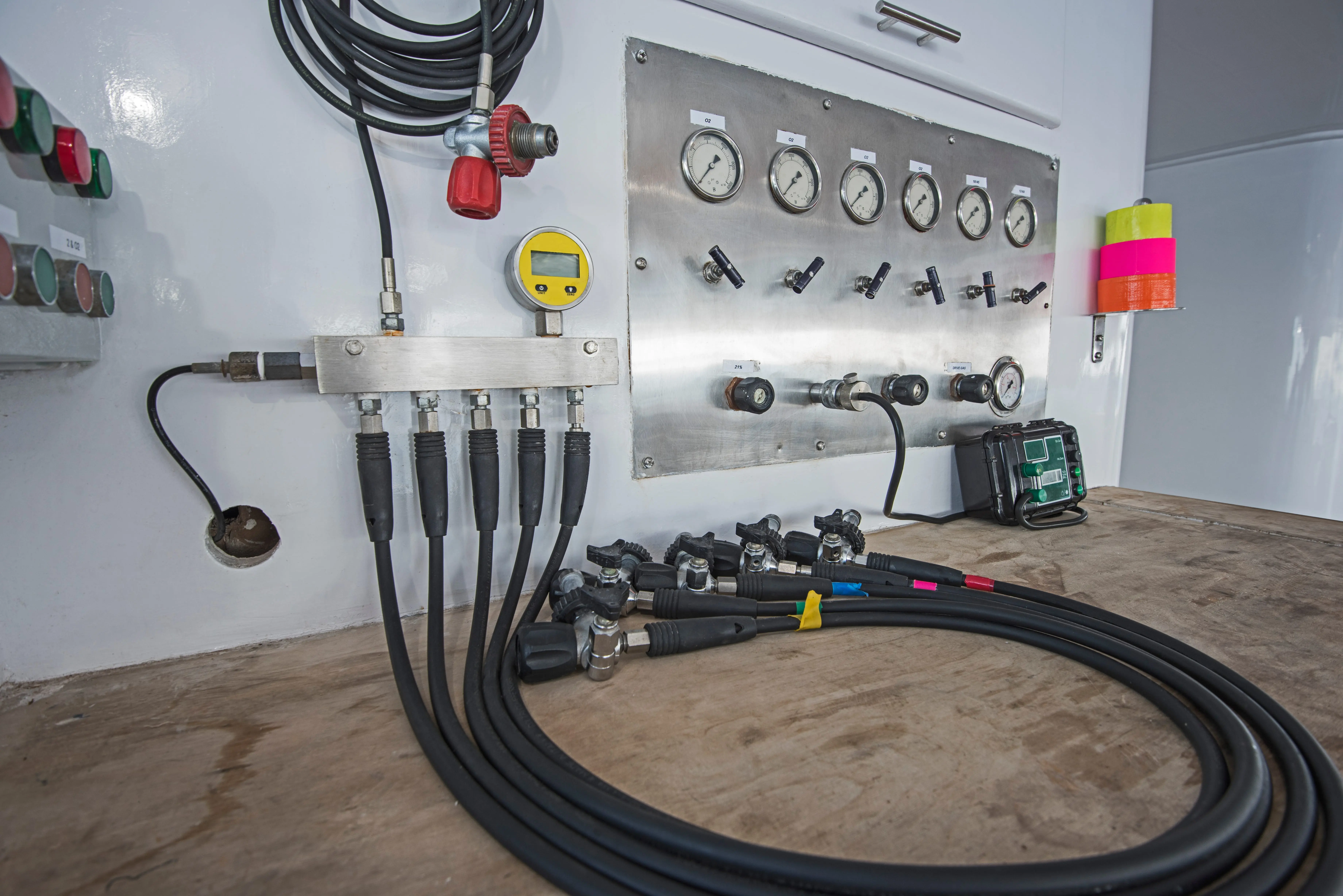 Nitrox mixing panel