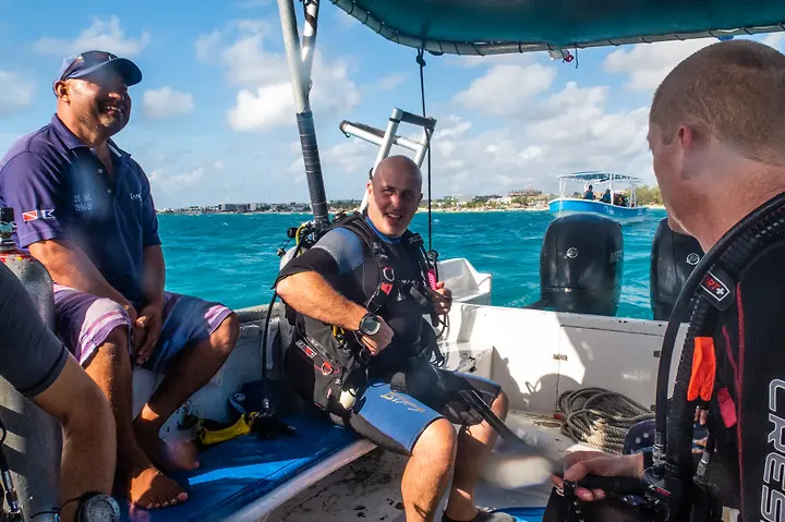 Listos para otro día en el barco